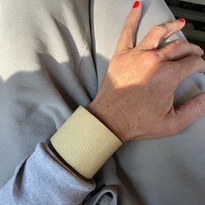 Stingray cuff bracelet